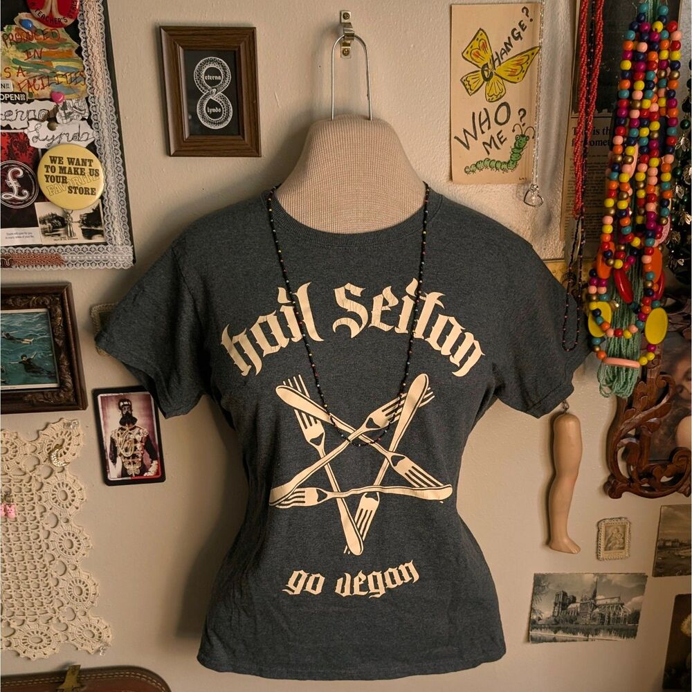 Funny Vegan Graphic T-Shirt Women's Small/Medium Gray Pentagram